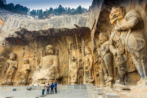 A Gruta de Longmen: Uma Maravilha Geológica com História Milenar em Sanmenxia!