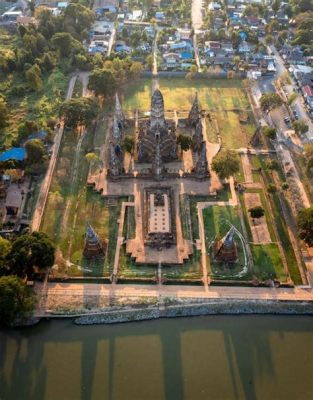 O Templo Wat Chaiwatthanaram: Uma Maravilha Arquitetônica em Ruínas à Beira do Rio Chao Phraya!